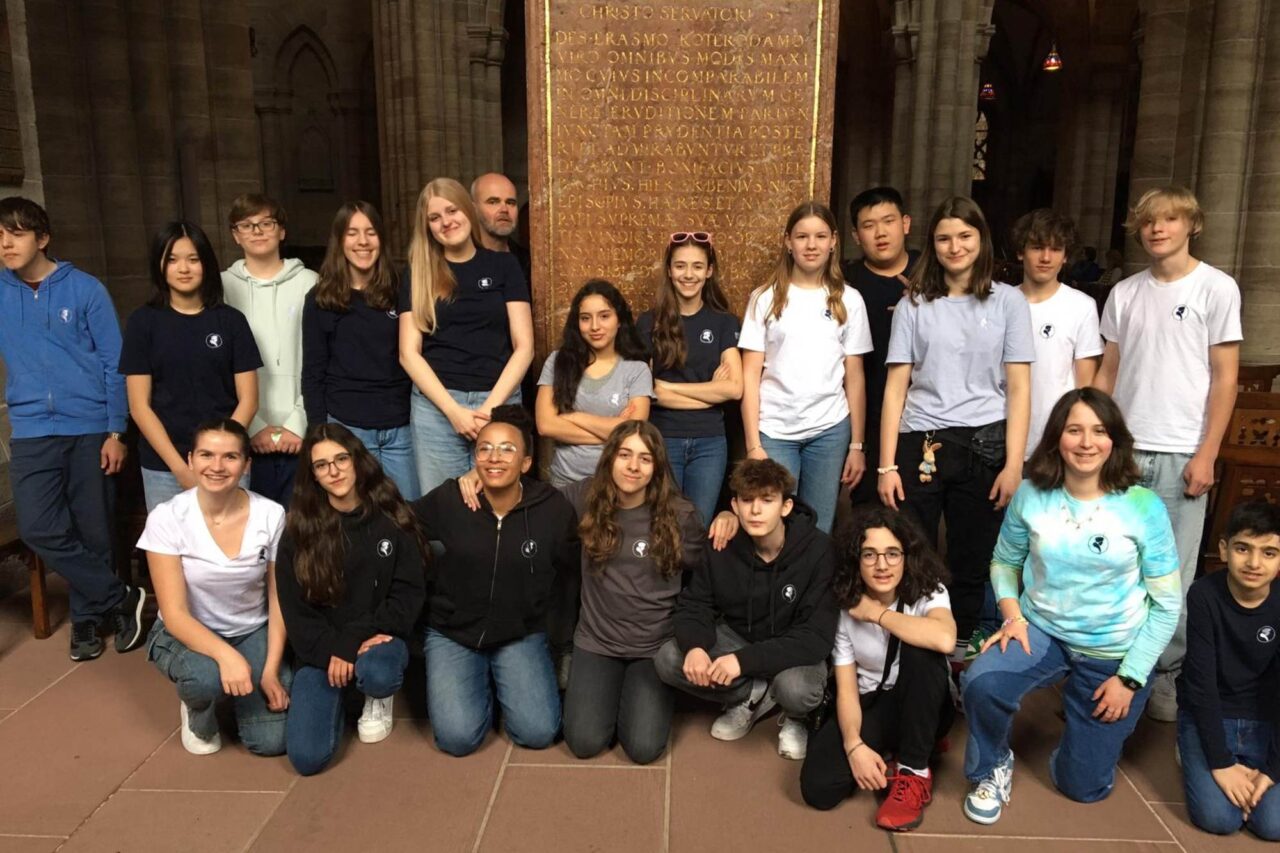 Auf den Spuren von Erasmus wandelten die Achtklässler:innen des Erasmus Gymnasium in Basel