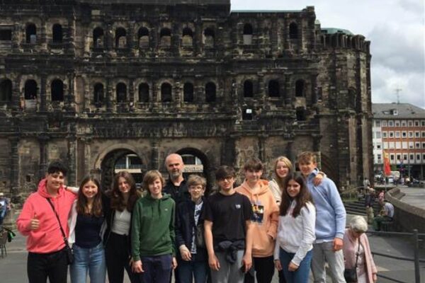 Die Latein-Neuntklässler:innen des Erasmus Gymnasiums wandelten zwei Tage lang nach Trier auf den Spuren der Römer